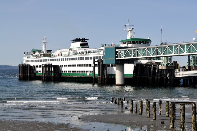 Edmonds-Kingston ferry route closed for rail track work starting tonight