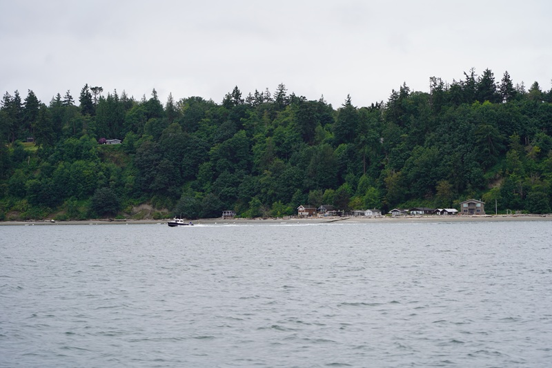3 Harbor Hopper east Hat Island
