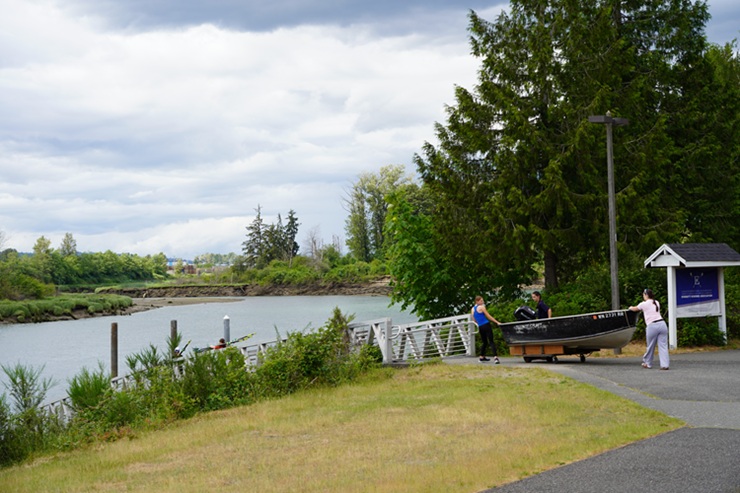 Everett rowing dinghy