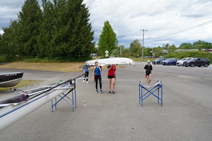 Everett rowing shell return