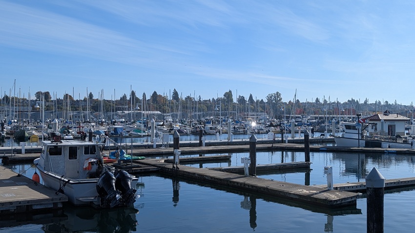 Everett waterfront, marina, boats, sunshine