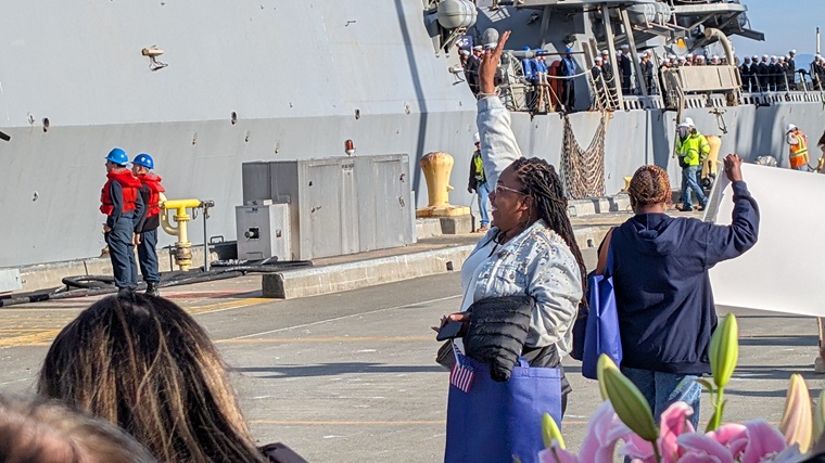Navy homecoming, Everett Navy homecoming, Everett